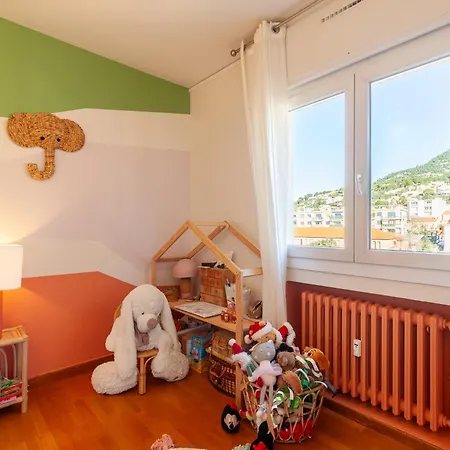 Appartement Vue 6 Personnes Toulon